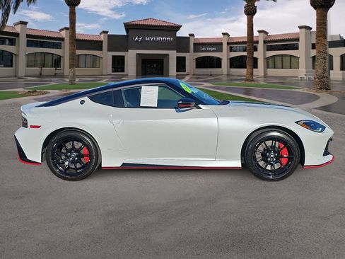Used 2024 Nissan Z NISMO w/ Floor Mat Package image 9
