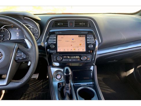 Used 2021 Nissan Maxima SR w/ Sport Mat Group image 6