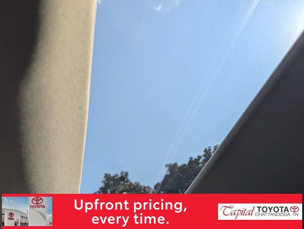 Used 2025 Nissan Murano SL AWD/4WD image 25