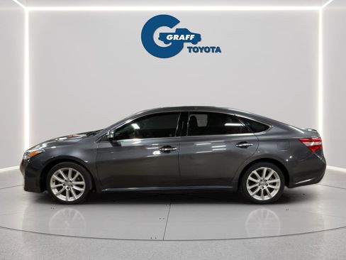 Used 2013 Toyota Avalon XLE Touring image 2