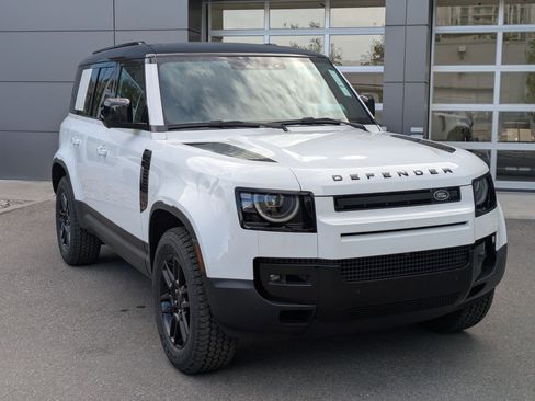 New 2026 Land Rover Defender 110 S AWD/4WD image 3