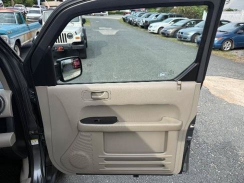 Used 2010 Honda Element LX image 8