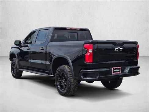 New 2026 Chevrolet Silverado 1500 ZR2 w/ Dark Appearance Package AWD/4WD image 9