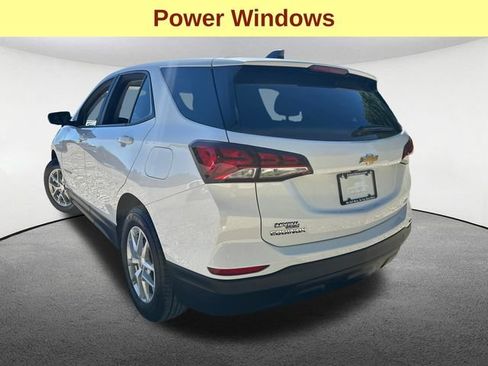 Used 2022 Chevrolet Equinox LS w/ LS Convenience Package AWD/4WD image 10