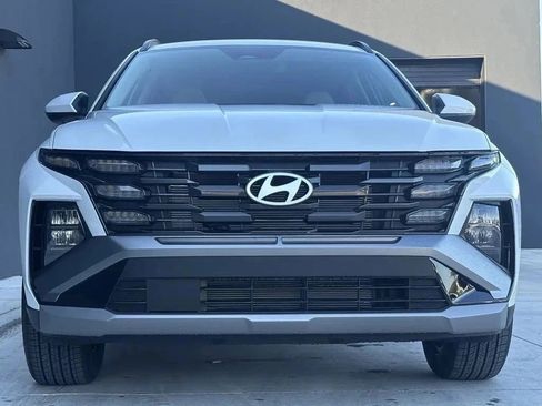 Used 2025 Hyundai Tucson SEL AWD/4WD image 2