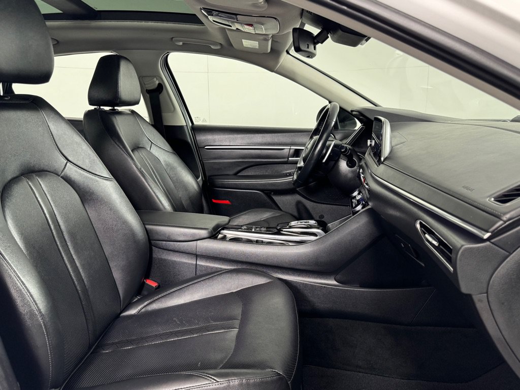 Used 2022 Hyundai Sonata Limited FWD image 21