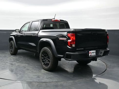 Used 2025 Chevrolet Colorado Trail Boss image 5