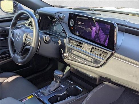 Used 2025 Lexus ES 300h w/ Premium Package image 21
