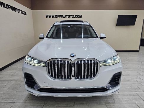 Used 2019 BMW X7 xDrive40i w/ Premium Package AWD/4WD image 3