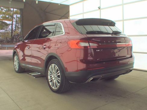 Used 2018 Lincoln MKX Reserve w/ Lincoln MKX Climate Package AWD/4WD image 7