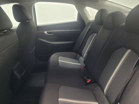 Used 2022 Hyundai Sonata SE FWD image 18