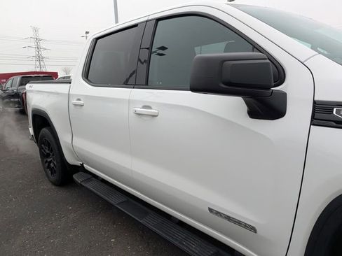 Used 2022 GMC Sierra 1500 Elevation w/ Preferred Package image 8