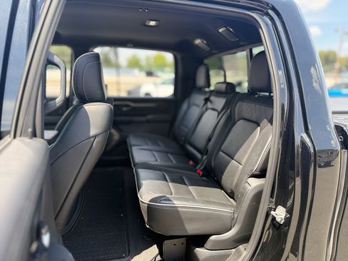 Used 2025 RAM 1500 Limited w/ Trailer Tow Group AWD/4WD image 30