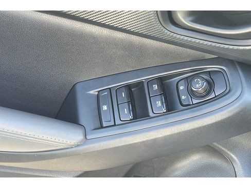 Certified 2025 Subaru Crosstrek 2.0i Premium image 12