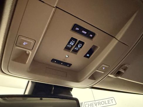 Used 2019 Chevrolet Silverado 3500 High Country w/ Duramax Plus Package image 28