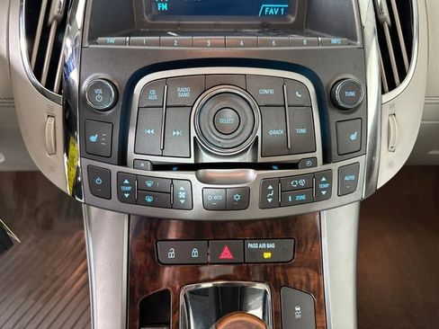 Used 2012 Buick LaCrosse Premium FWD image 21