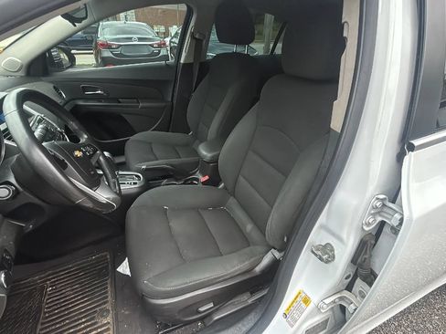 Used 2012 Chevrolet Cruze LT FWD image 9