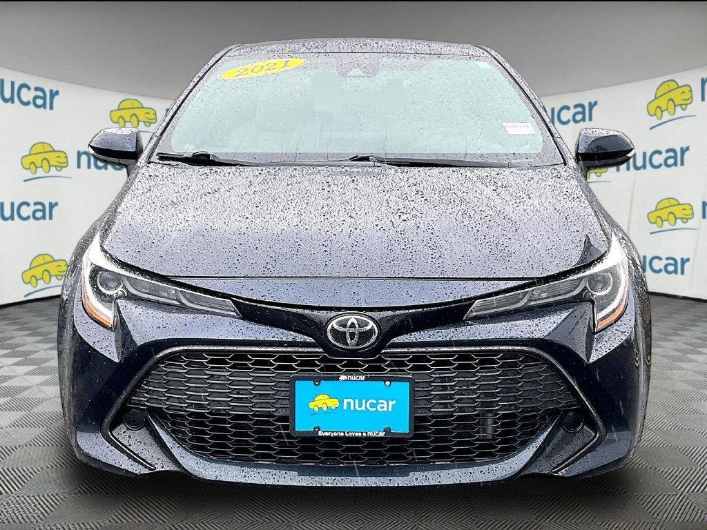 Used 2021 Toyota Corolla SE w/ SE Preferred Package FWD image 2
