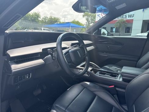Certified 2024 Lincoln Nautilus Premier w/ Jet Appearance Package AWD/4WD image 13