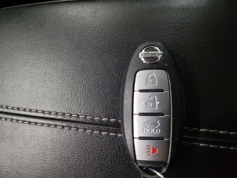 Used 2023 Nissan Sentra SV image 32