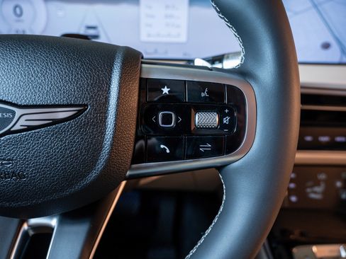 Used 2026 Genesis GV70 2.5T image 21