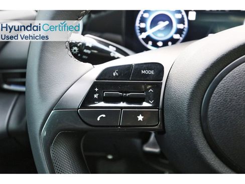 Certified 2025 Hyundai Elantra SEL FWD image 18