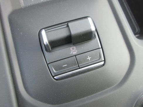 New 2026 GMC Sierra 2500 AT4X AWD/4WD image 21