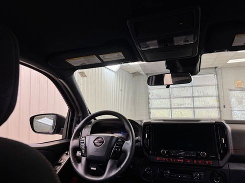 Used 2026 Nissan Frontier PRO-4X AWD/4WD image 22