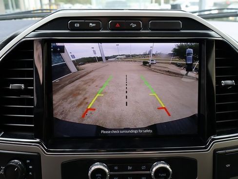 Used 2022 Ford F250 Lariat w/ Lariat Ultimate Package image 29