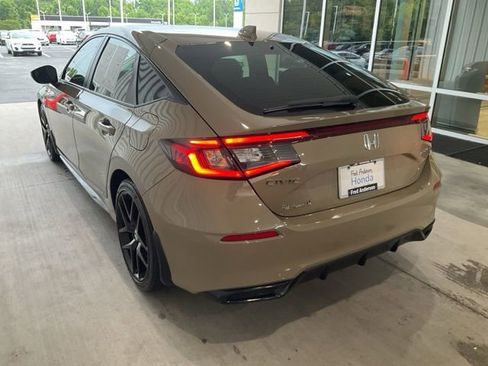 Used 2025 Honda Civic Sport image 20