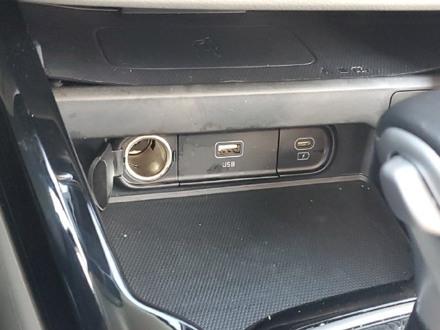 Certified 2024 Kia Soul EX FWD image 30
