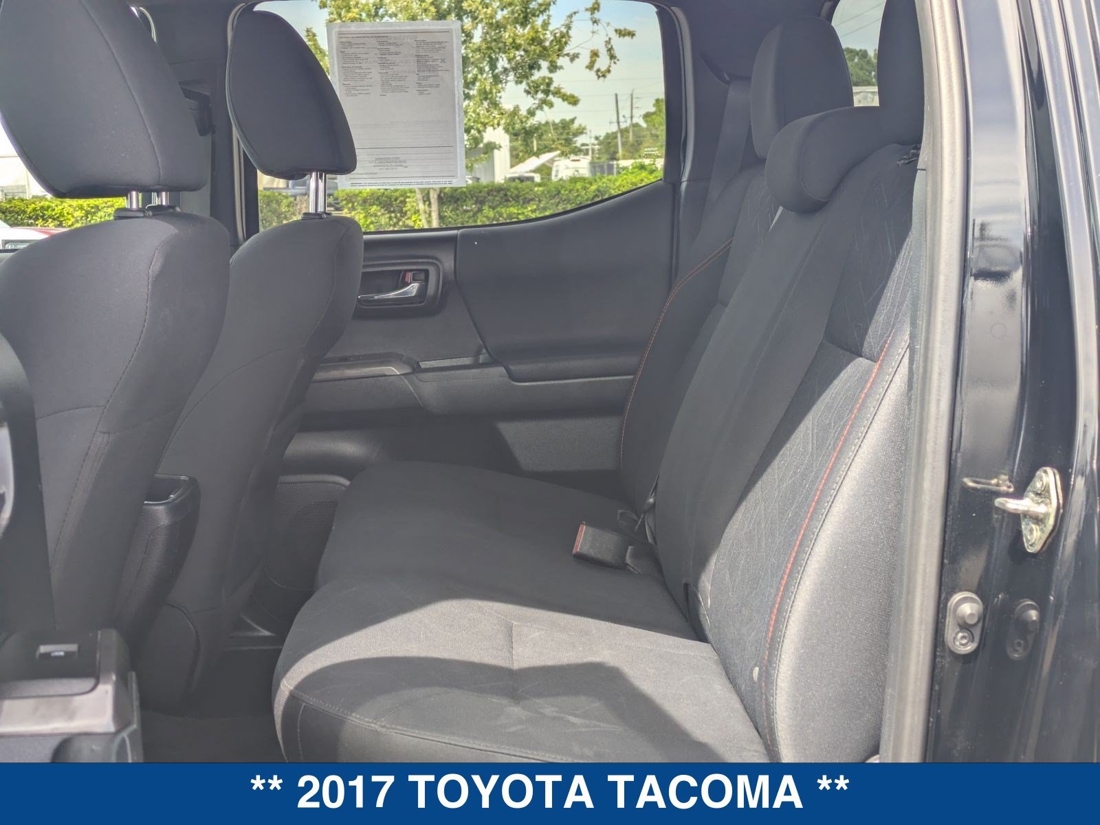 Used 2017 Toyota Tacoma TRD Off-Road w/ Tow Package (A/T) AWD/4WD image 16