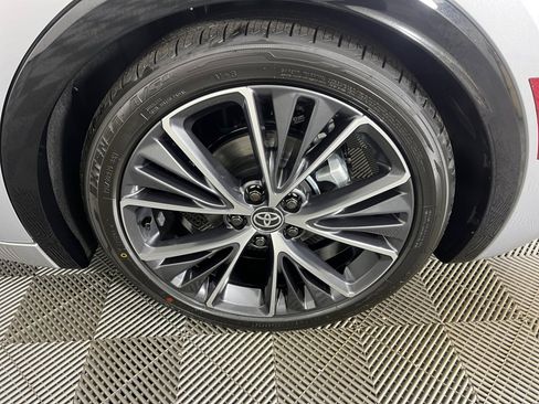 New 2026 Toyota Prius Limited FWD image 19