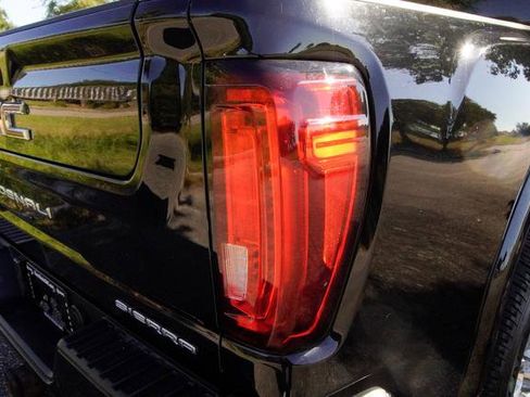 Used 2020 GMC Sierra 2500 Denali w/ Denali Ultimate Package image 34