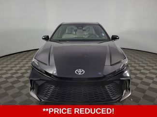 Used 2025 Toyota Camry SE FWD video 2