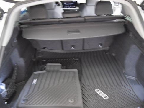 New 2025 Audi Q5 Prestige image 10