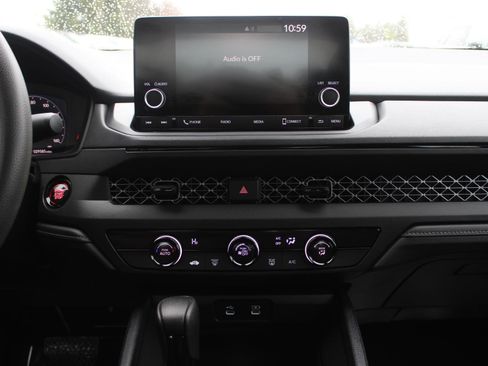 Used 2024 Honda Accord LX image 11