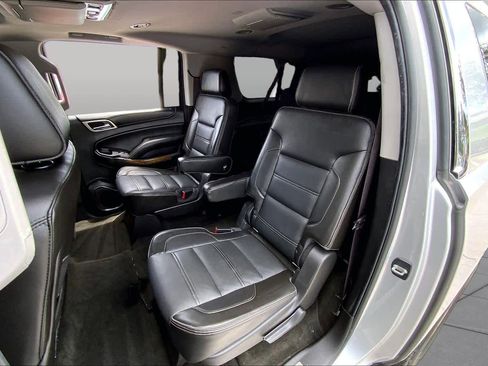 Used 2016 GMC Yukon XL Denali w/ Open Road Package RWD image 19