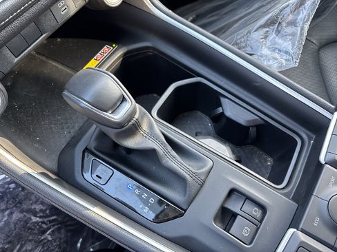 Used 2025 Toyota Grand Highlander Limited image 26