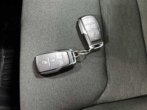 Used 2025 RAM 1500 Big Horn AWD/4WD image 12