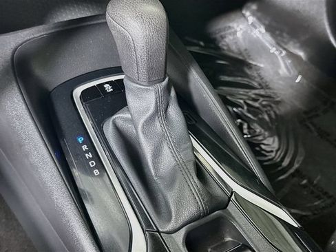Certified 2021 Toyota Corolla LE FWD image 18