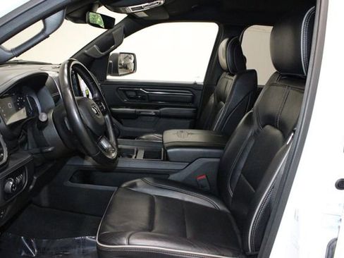 Used 2023 RAM 1500 Limited image 10