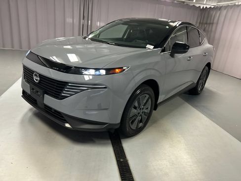 Used 2025 Nissan Murano SL w/ Cargo Package AWD/4WD image 3