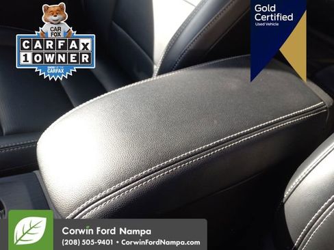 Used 2025 Ford Escape Platinum image 21