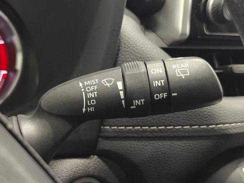 Used 2025 Toyota RAV4 XLE AWD/4WD image 35