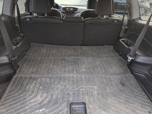 Used 2021 Honda Pilot Special Edition image 16