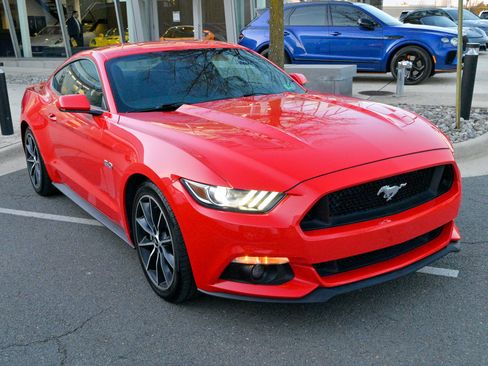 Used 2017 Ford Mustang GT w/ Interior & Wheel Package image 3