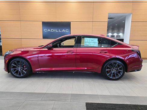 New 2026 Cadillac CT5 V w/ Technology Package image 2