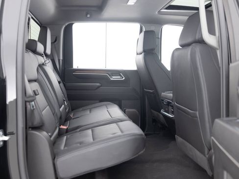 Used 2025 GMC Sierra 2500 Denali w/ Denali Reserve Package image 40