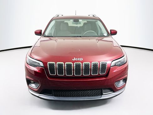 Used 2019 Jeep Cherokee Latitude w/ Popular Appearance Group image 2